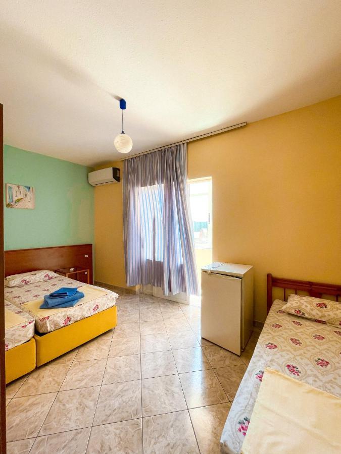 Andrey Hostel Sarandë